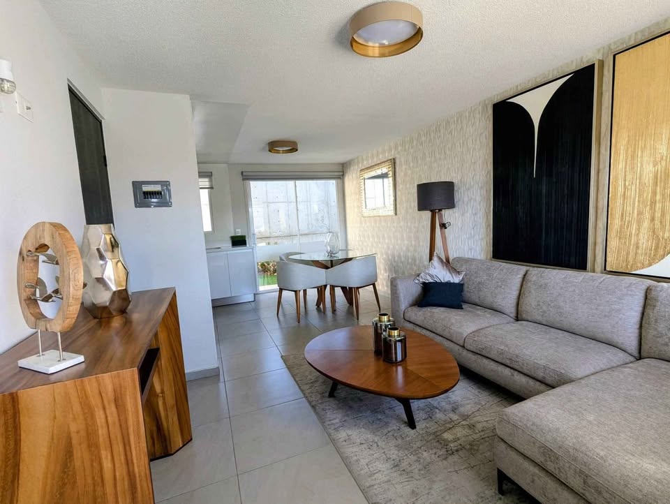 Casa en Santa Fe Tijuana BC : 2 Recámaras Residencial Burdeos — foto 3 de 10