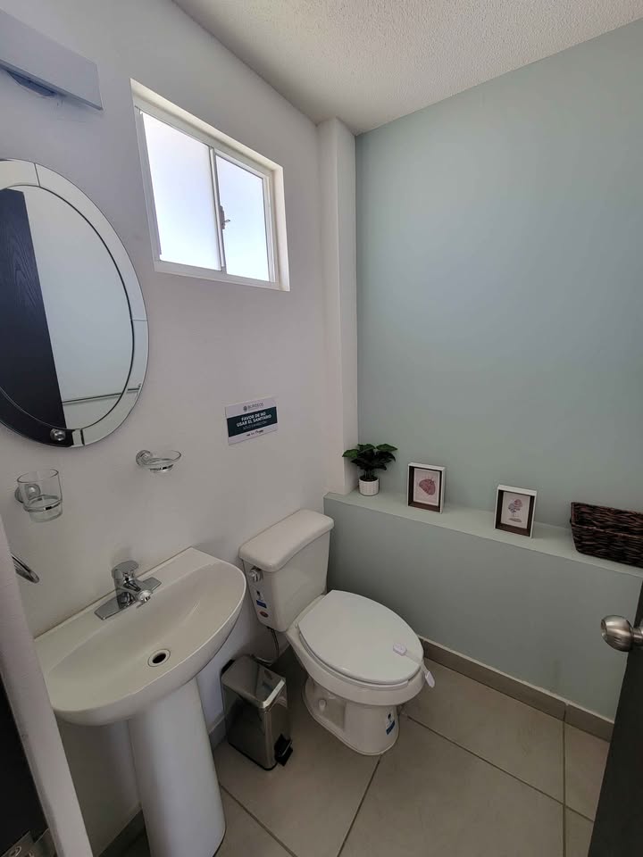 Casa de 3 Recámaras En Santa Fe Tijuana Residencial Burdeos — foto 4 de 9